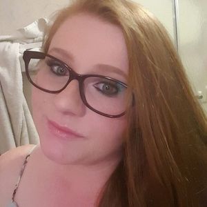 Meet your Posher, Alyx